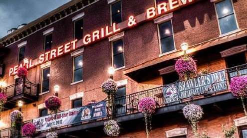 fun activities for adults in buffalo, ny: Visiting Pearl Street Grill & Brewery