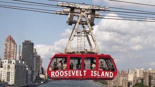 fun things to do in nyc: Riding Roosevelt Island Tramway