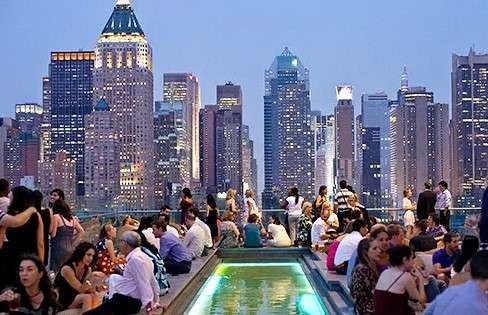 go to Rooftop Bars in January in NY