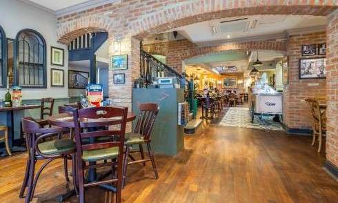 Bella Italia Bistro- old-fashioned diners in new york city