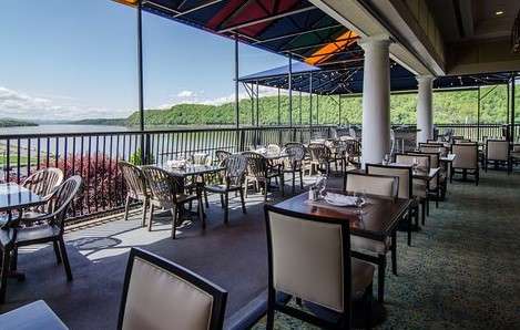 Shadows on the Hudson- best restaurants in poughkeepsie for lunch