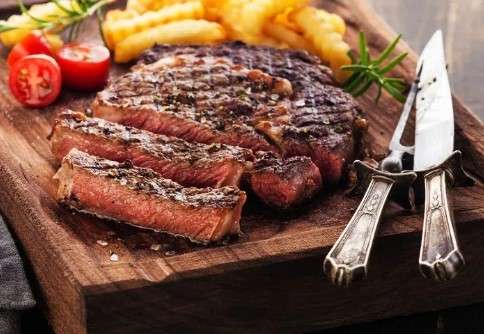 New York Steak vs Ribeye: Making Your Choice