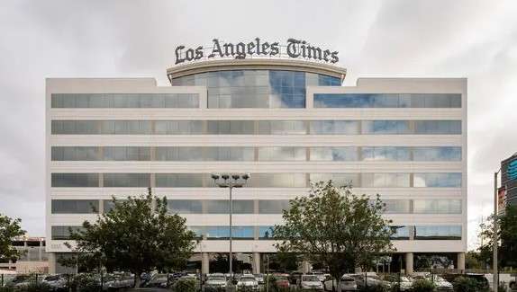 LA Times vs. New York Times: Major Challenges Faced by the New York Times and LA Times